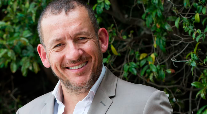 Dany Boon Continue De Faire Rire Les Fran Ais Et De Se Remplir Les