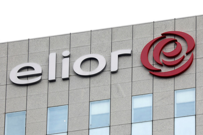 Le logo du groupe de restauration Elior est visible au-dessus du siège social de l&#39;entreprise