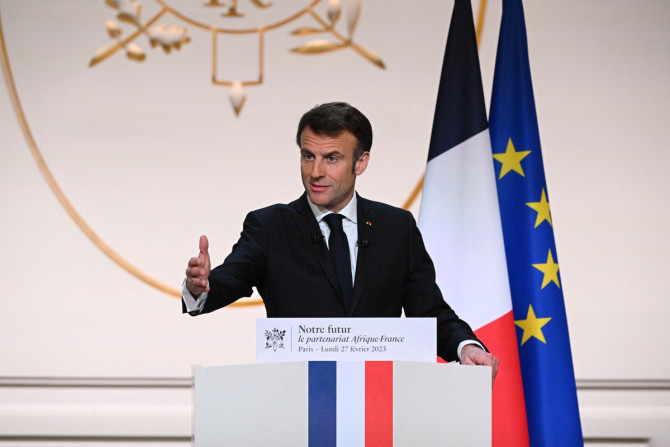 Le président français Emmanuel Macron prononce un discours pour exposer la stratégie remaniée de la France pour l&#39;Afrique avant sa visite en Afrique centrale, à Paris