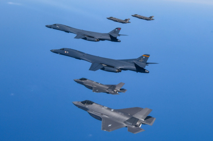 Des bombardiers B-1B de l&#39;US Air Force, des avions de combat F-16 et des F-35A de l&#39;armée de l&#39;air sud-coréenne participent à un exercice aérien conjoint