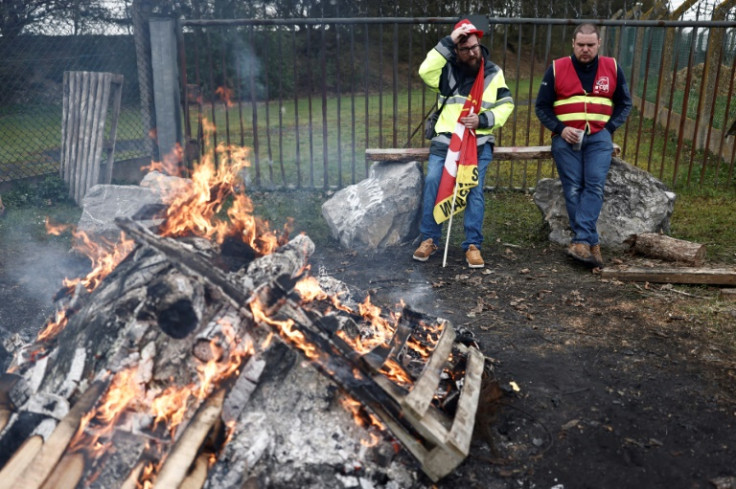 Des ouvriers étaient en grève sur un site de stockage de gaz dans le village nord de Gournay-sur-Aronde