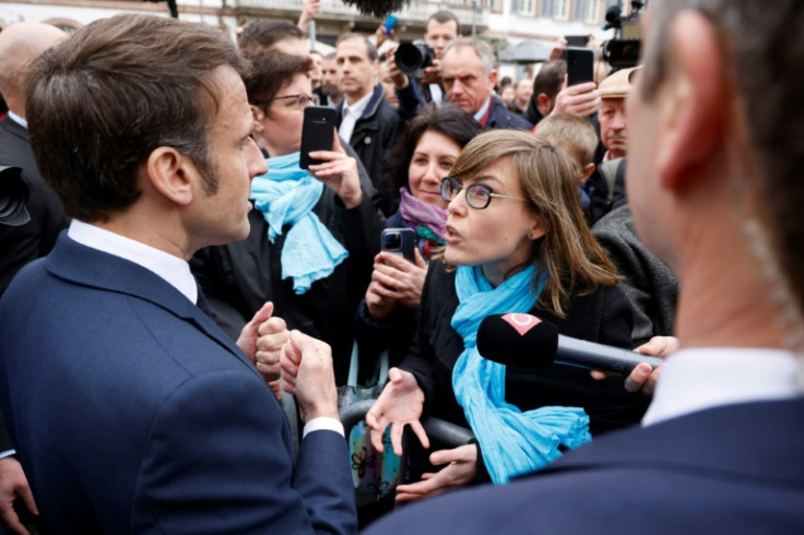 Le président français a affronté en personne des électeurs en colère lors de deux voyages dans la France rurale la semaine dernière