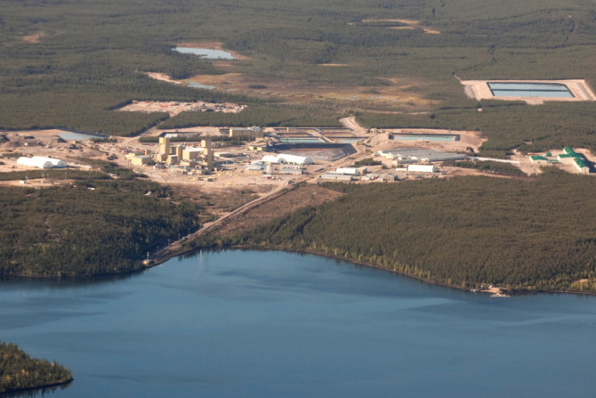 Une vue aérienne du site de la mine d&#39;uranium Cigar Lake de Cameco dans le nord de la Saskatchewan