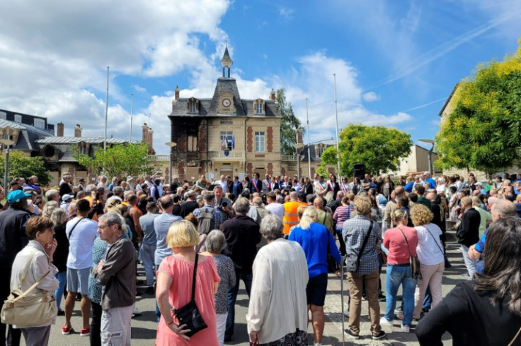 Les habitants se sont réunis pour soutenir un « retour à l&#39;ordre républicain »