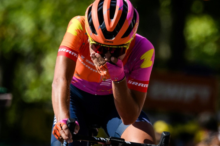 "Je n&#39;arrive pas à y croire", a déclaré Ricarda Bauernfeind après avoir remporté sa première grande victoire dans l&#39;étape 5 du Tour de France féminin