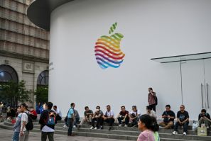 Les actions d&#39;Apple ont chuté pour la deuxième journée consécutive suite à des informations faisant état d&#39;interdictions chinoises sur l&#39;utilisation des iPhones dans les bâtiments gouvernementaux.