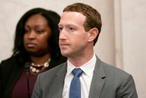 Mark Zuckerberg, PDG de Meta, la société mère de Facebook, assiste à un forum du Sénat américain sur l&#39;intelligence artificielle à Washington, DC, le 13 septembre 2023.