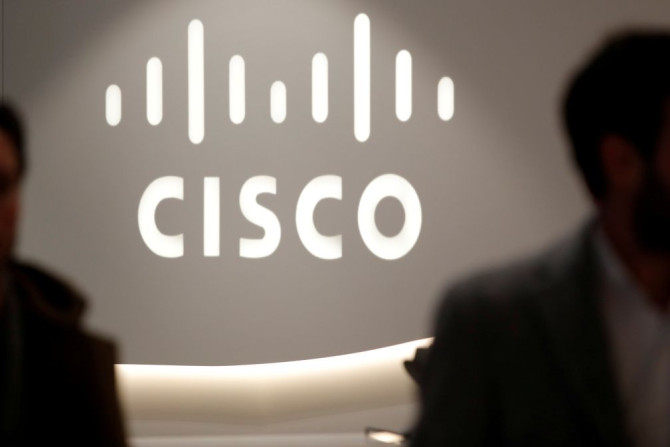 Le logo du géant américain des réseaux Cisco Systems est visible à son siège à Issy-les-Moulineaux, près de Paris, France, le 3 avril 2018.