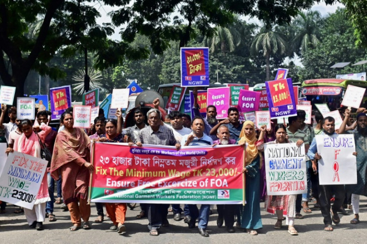 Les travailleurs du textile manifestent souvent au Bangladesh, où l&#39;industrie représente 85 pour cent des 55 milliards de dollars d&#39;exportations annuelles du pays.