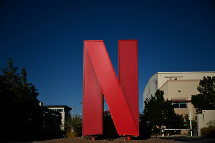 Netflix a déclaré à ses actionnaires qu&#39;il s&#39;appuyait sur un stock d&#39;émissions ainsi que sur des productions situées dans des pays autres que les États-Unis, alors qu&#39;il faisait face à une grève des acteurs hollywoodiens.