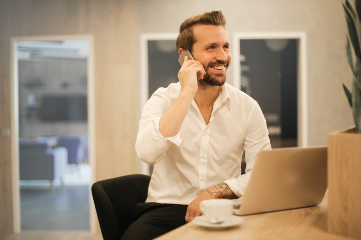 Les qualités humaines sont-elles essentielles dans le monde du travail?