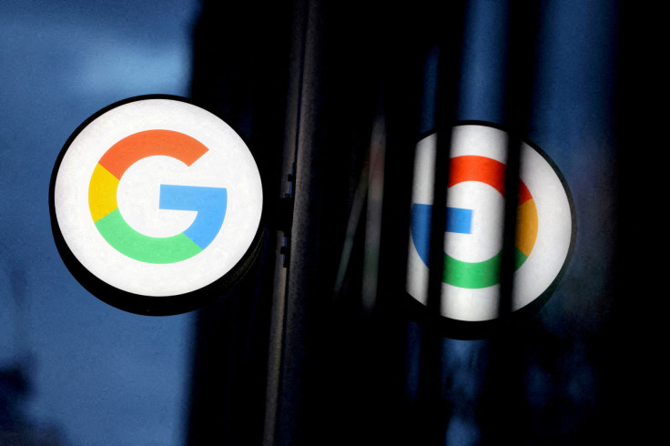 Le logo de Google LLC est visible au Google Store Chelsea à Manhattan, New York.