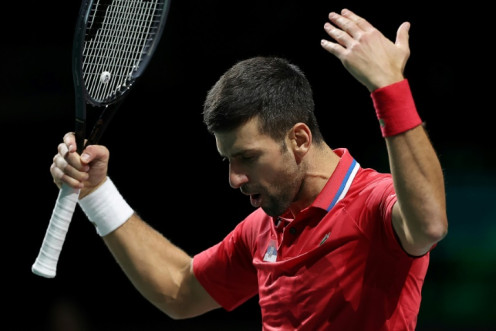 Le Serbe Novak Djokovic compte désormais 24 titres simples du Grand Chelem, co-détenteur du record avec l&#39;Australienne Margaret Court.