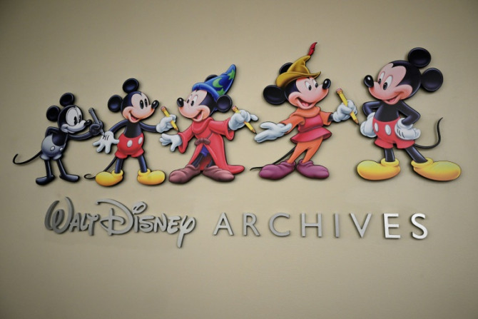 Plus tard, des itérations plus sophistiquées de Mickey Mouse, comme celles vues dans le long métrage Disney « Fantasia » de 1940, ne sont pas dans le domaine public et ne peuvent pas être copiées.