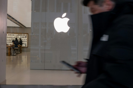 Les casques Apple Vision Pro « informatique spatiale » se dirigent vers ses magasins aux États-Unis dans l&#39;espoir de bouleverser les modes de vie comme ils l&#39;ont fait avec l&#39;iPhone