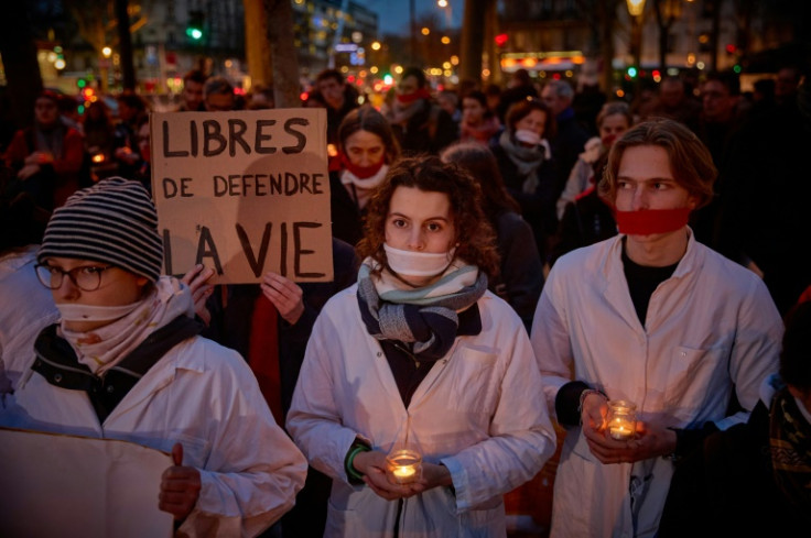 Les opposants à l’avortement ont été marginalisés dans la pression en faveur d’un changement constitutionnel