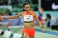 Femke Bol, des Pays-Bas, a battu son propre record du monde pour remporter l&#39;or du monde du 400 m en salle à Glasgow.