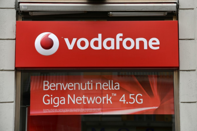 Vodafone prévoit de restituer quatre milliards d&#39;euros aux actionnaires suite à la vente de ses unités italiennes et espagnoles