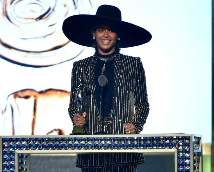 Beyoncé embrasse ses racines texanes avec son nouvel album « Cowboy Carter »